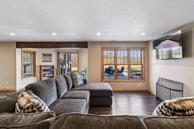 19671 Yellowpine Street NW, Oak Grove, MN 55011