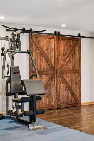 19671 Yellowpine Street NW, Oak Grove, MN 55011