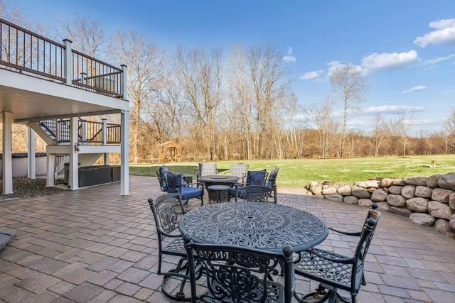 19671 Yellowpine Street NW, Oak Grove, MN 55011