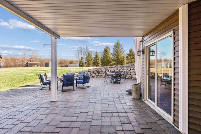 19671 Yellowpine Street NW, Oak Grove, MN 55011