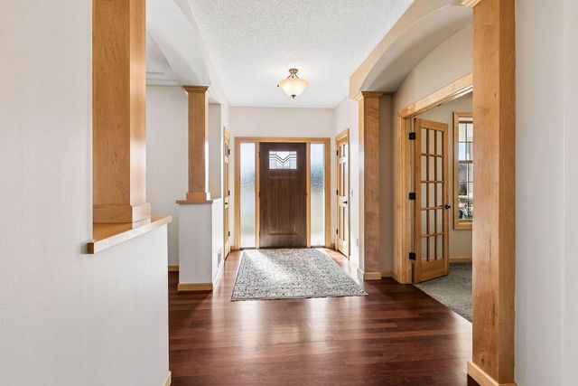 19671 Yellowpine Street NW, Oak Grove, MN 55011