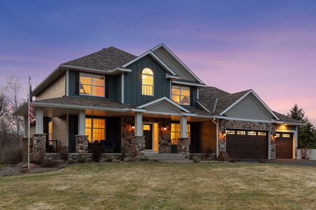 19671 Yellowpine Street NW, Oak Grove, MN 55011