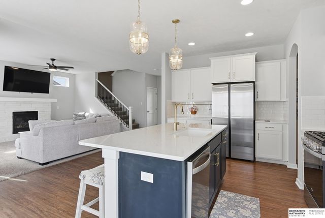 10907 Windward Avenue, Papillion, NE 68046