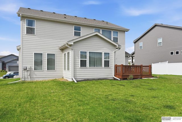 10907 Windward Avenue, Papillion, NE 68046