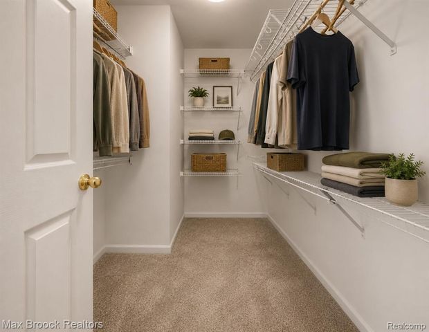 1102 Abigail Court, Walled Lake, MI 48390