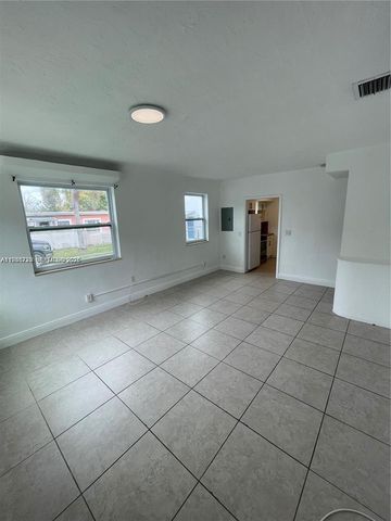 7001 NW 4th Ct FRONT, Miami, FL 33150