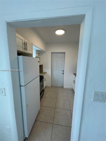 7001 NW 4th Ct FRONT, Miami, FL 33150