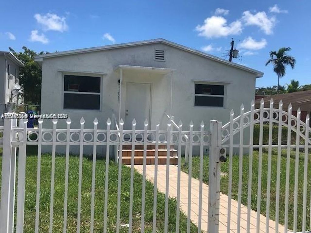 7001 NW 4th Ct FRONT, Miami, FL 33150