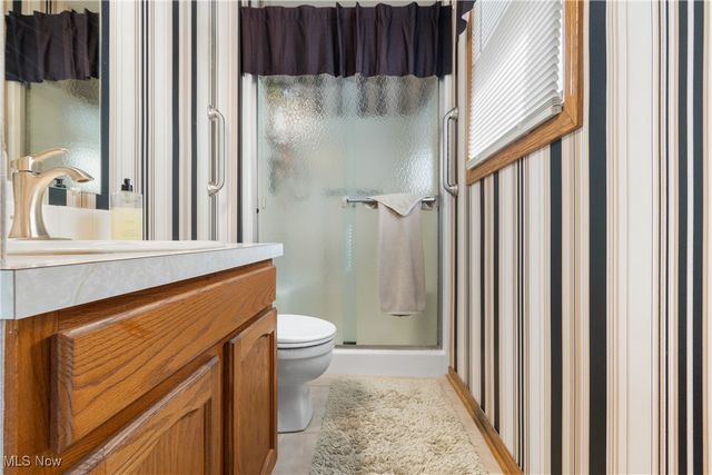 12374 Springwater Avenue NW, Uniontown, OH 44685