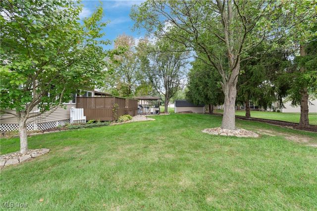 12374 Springwater Avenue NW, Uniontown, OH 44685