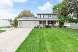 12374 Springwater Avenue NW, Uniontown, OH 44685