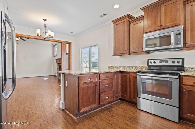 2400 Bray Court, Winterville, NC 28590