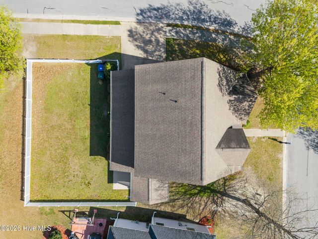 2400 Bray Court, Winterville, NC 28590