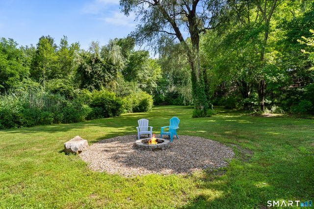611 Route 163, Montville, CT 06353