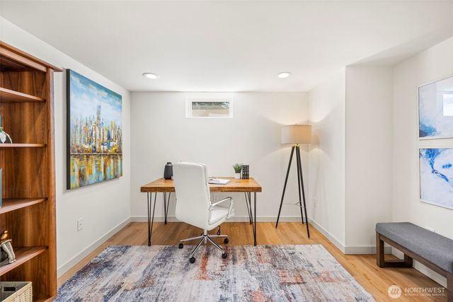 210 N 115th Street, Seattle, WA 98133
