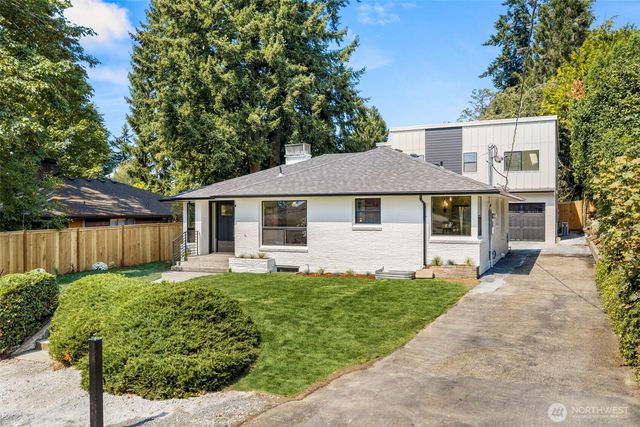 210 N 115th Street, Seattle, WA 98133