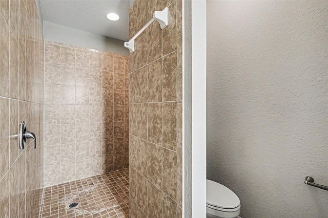 8187 WOODVINE CIRCLE, Lakeland, FL 33810