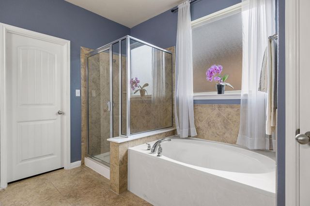 1143 Huntington TRL, Round Rock, TX 78664