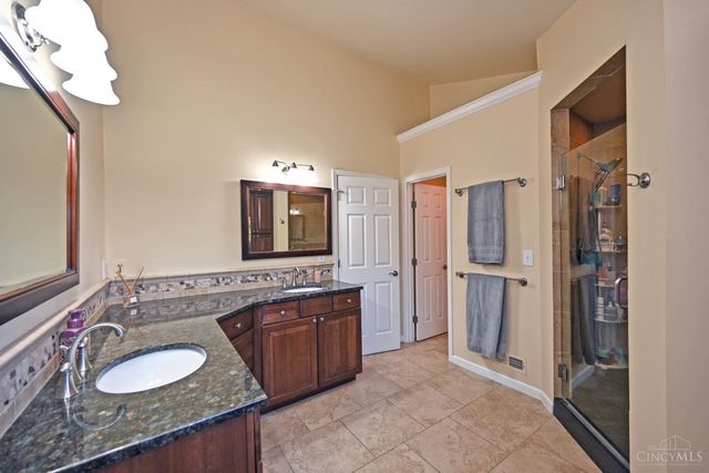 7679 Brookfarm Court, Deerfield Twp., OH 45040