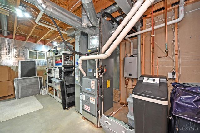 7679 Brookfarm Court, Deerfield Twp., OH 45040