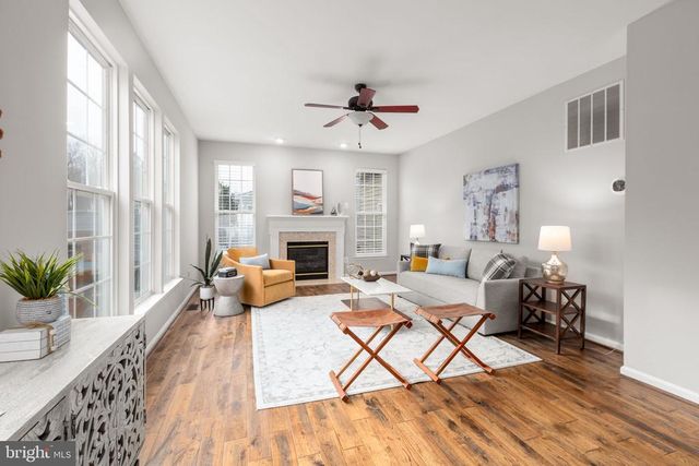 6902 S DEWEY CT, Fredericksburg, VA 22407