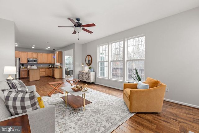 6902 S DEWEY CT, Fredericksburg, VA 22407