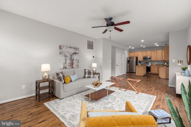 6902 S DEWEY CT, Fredericksburg, VA 22407