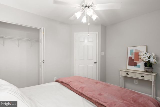 6902 S DEWEY CT, Fredericksburg, VA 22407