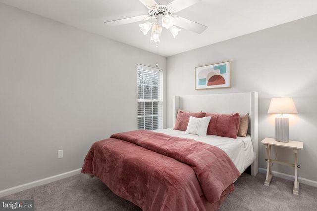 6902 S DEWEY CT, Fredericksburg, VA 22407