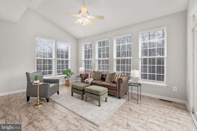 6902 S DEWEY CT, Fredericksburg, VA 22407