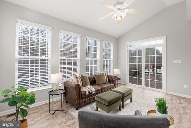 6902 S DEWEY CT, Fredericksburg, VA 22407