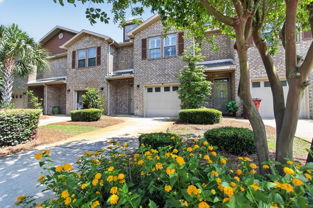 2121 Wilsons Plover Circle, Navarre, FL 32566