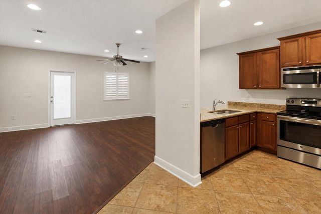 2121 Wilsons Plover Circle, Navarre, FL 32566