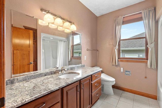 1892 N SUNRISE LANE, Appleton, WI 54913