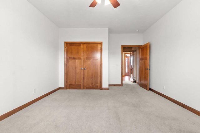 1892 N SUNRISE LANE, Appleton, WI 54913