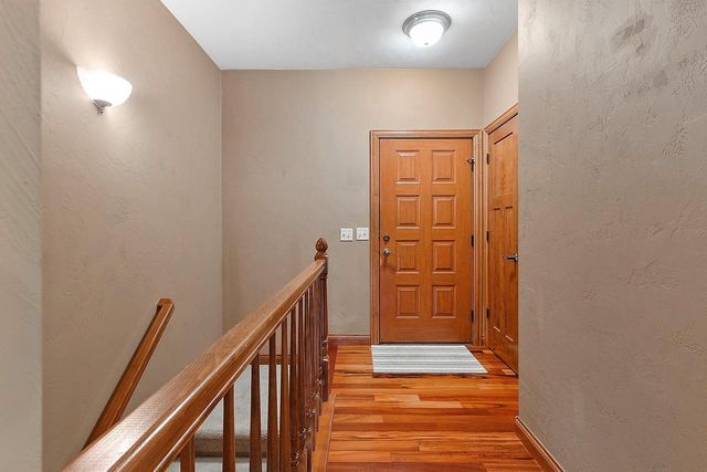 1892 N SUNRISE LANE, Appleton, WI 54913