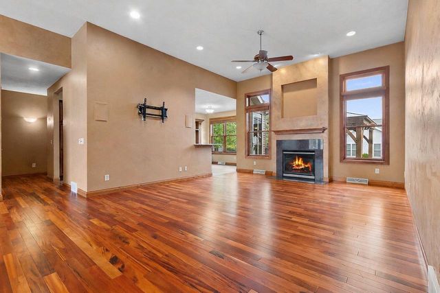 1892 N SUNRISE LANE, Appleton, WI 54913