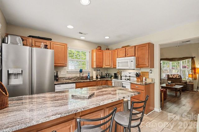 747 Rock Lake Glen, Fort Mill, SC 29715