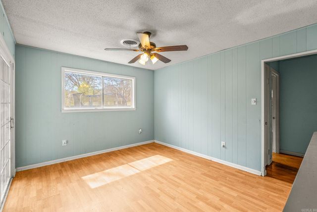 2505 Robinson, Conway, AR 72034