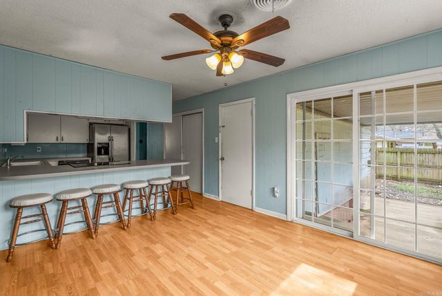 2505 Robinson, Conway, AR 72034