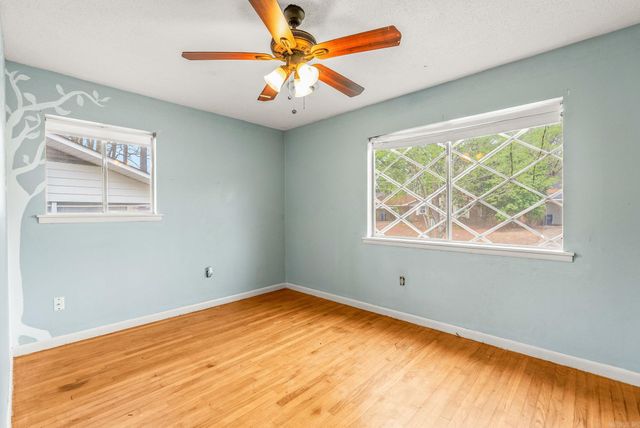 2505 Robinson, Conway, AR 72034