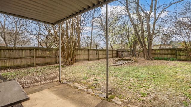 2505 Robinson, Conway, AR 72034