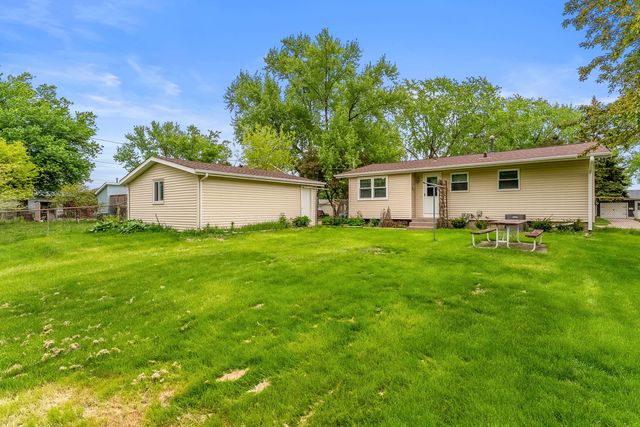5110 Warren Street, Davenport, IA 52806