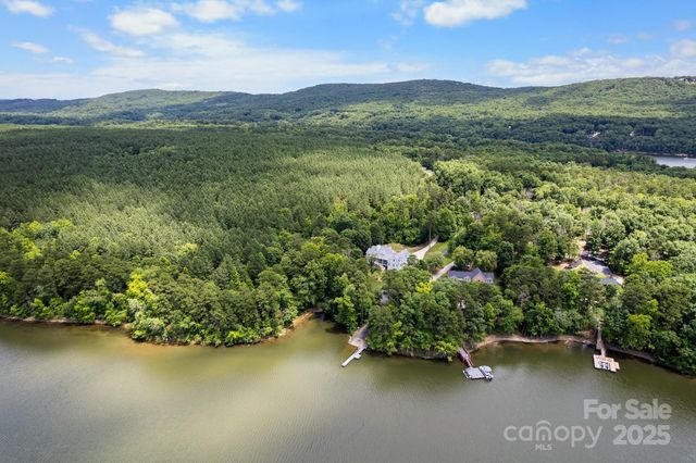 591 Emerald Isle Court, Lexington, NC 27292