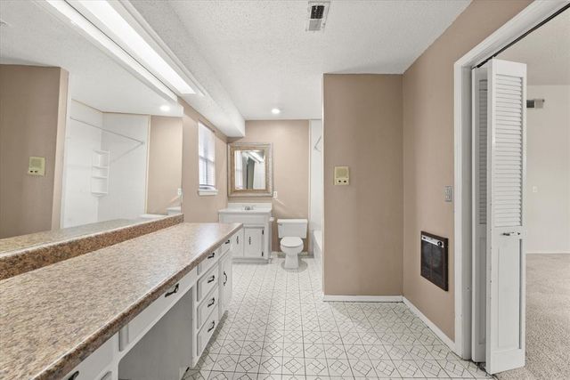 19005 Aerial Road, Edmond, OK 73012