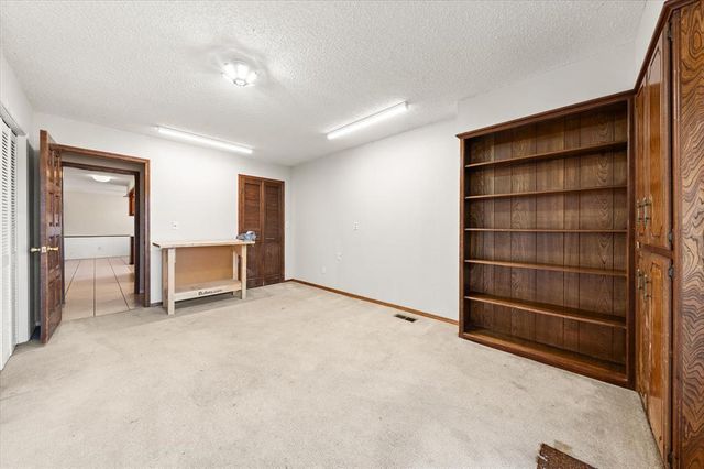 19005 Aerial Road, Edmond, OK 73012