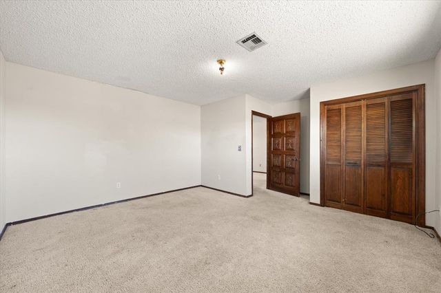 19005 Aerial Road, Edmond, OK 73012