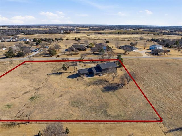 19005 Aerial Road, Edmond, OK 73012