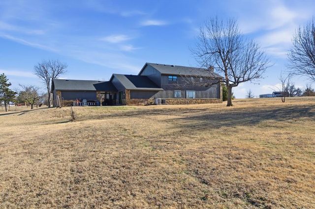 19005 Aerial Road, Edmond, OK 73012