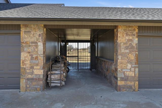 19005 Aerial Road, Edmond, OK 73012